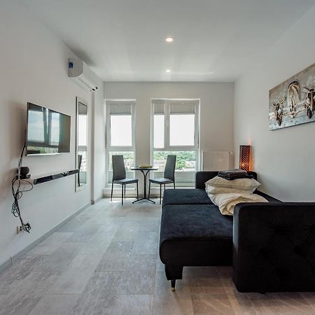 Cozy Penthousestudio Cityview W12 Букурещ Екстериор снимка