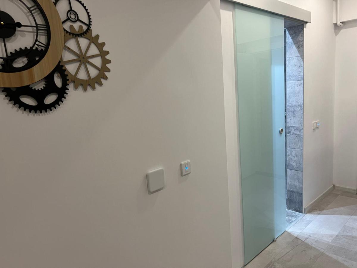Cozy Penthousestudio Cityview W12 Букурещ Екстериор снимка